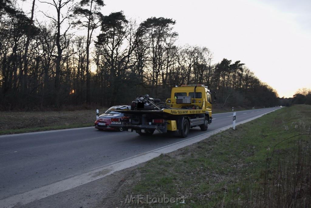 Schwerer VU Krad Fahrrad Koeln Porz Alte Koelnerstr P301.JPG - Miklos Laubert